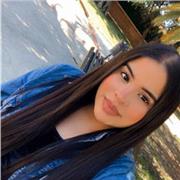 Profesora de lengua castellana a niño de todas las edades